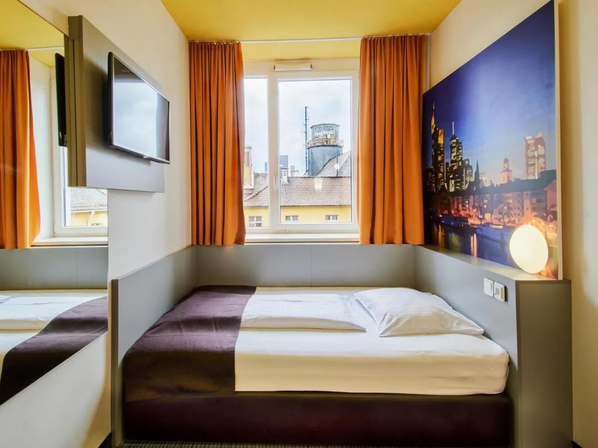 Image 6 of B&B HOTEL Frankfurt-Hbf