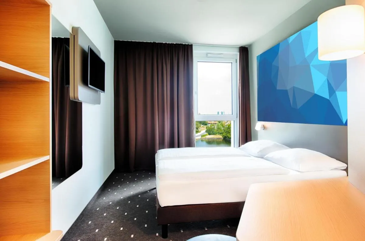 Image 3 of B&B HOTEL Frankfurt-Hbf