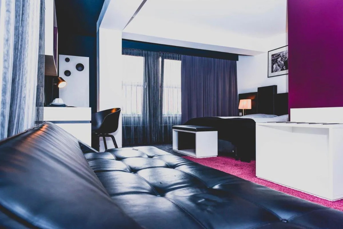 Image 4 of Bliss Hotel