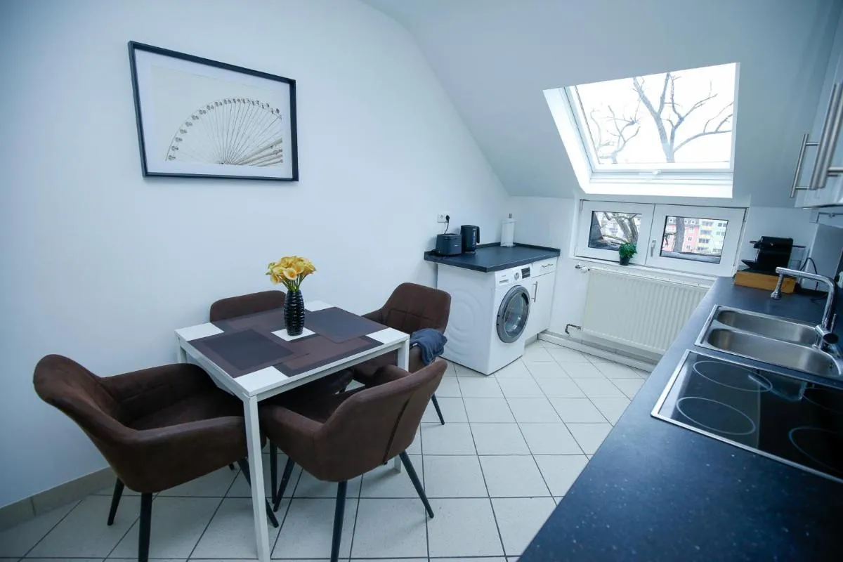 Image 3 of Business & Travel Apartment, 15 Min Messe