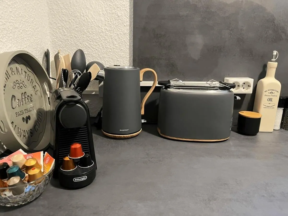 Image 2 of City Apartment Messe Zentral PS4 Workspace