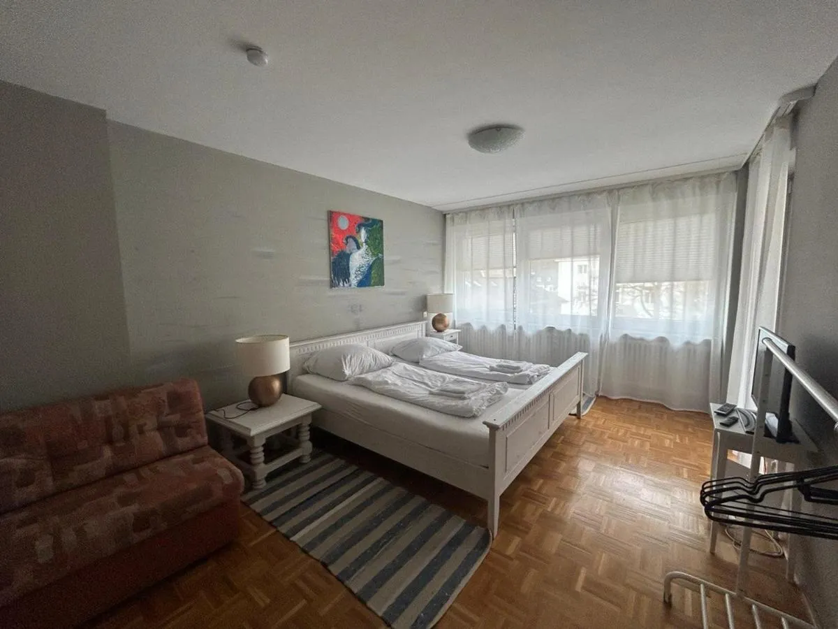 Image 2 of GoetheApartment
