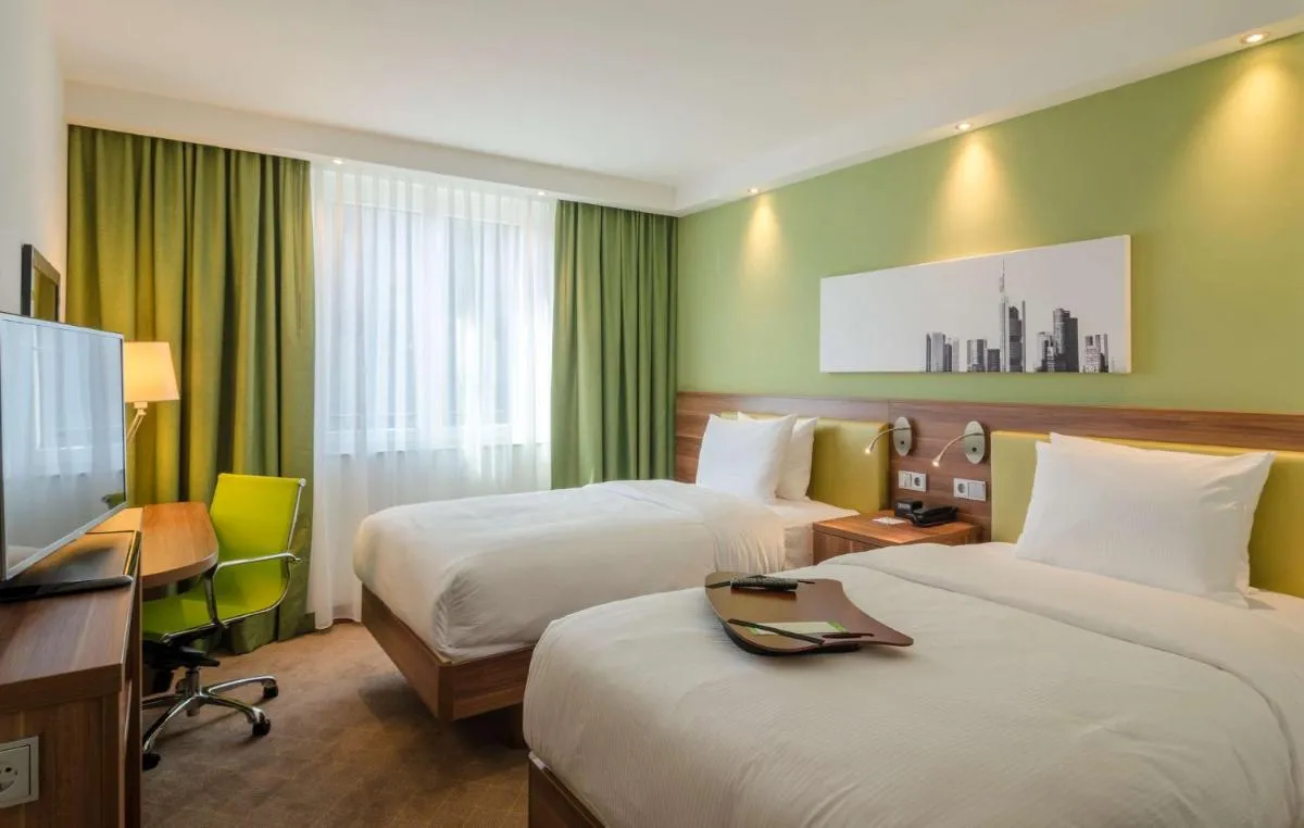 Image 2 of Hampton by Hilton Frankfurt City Centre
