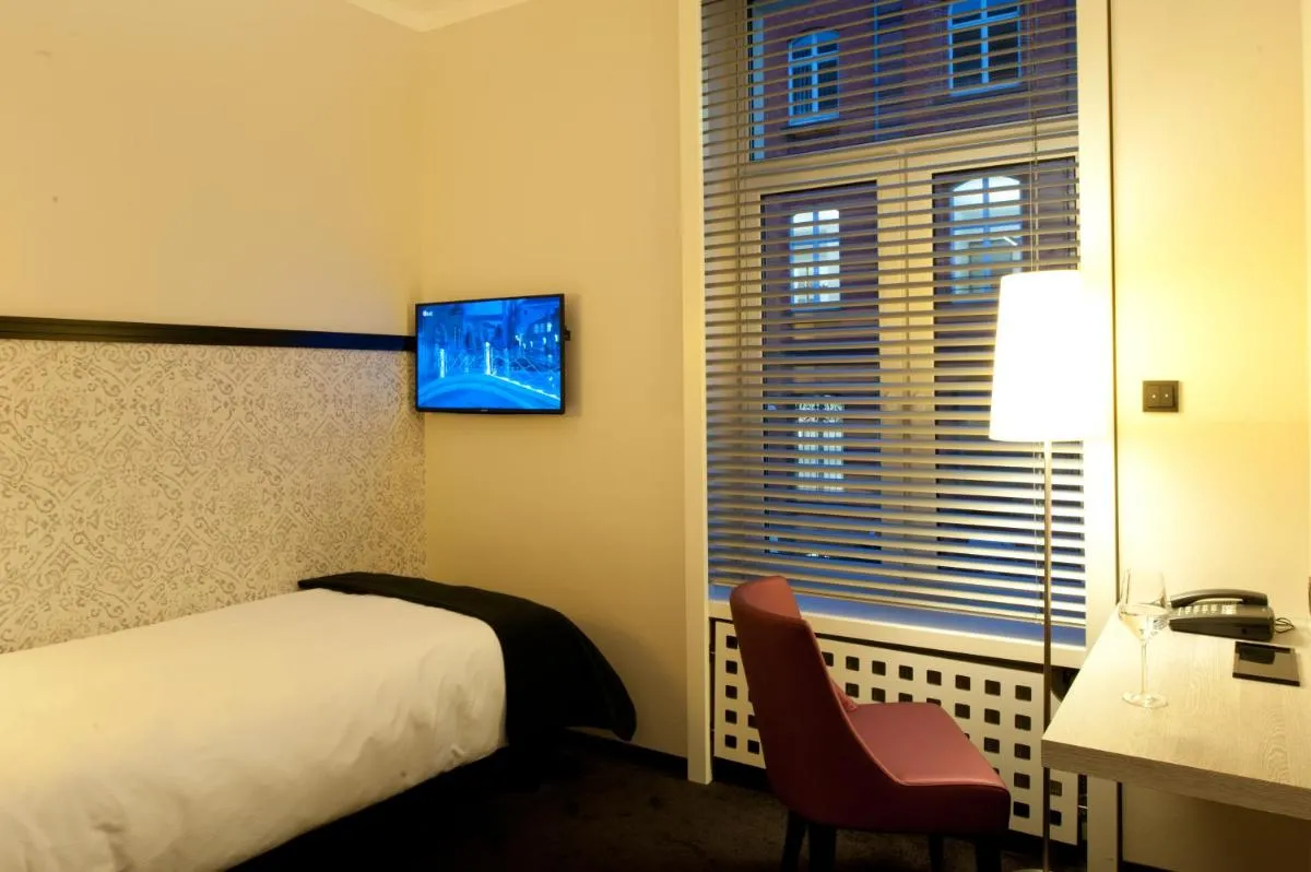 Image 1 of Hotel Topas Frankfurt City