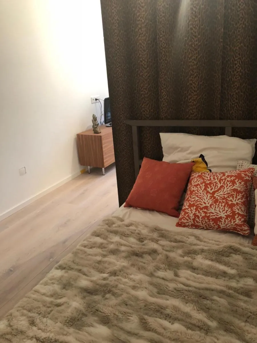 Image 6 of LUXUS 5 Zi-Wohnung + Balkon in TOP-Lage FFM+KLIMA