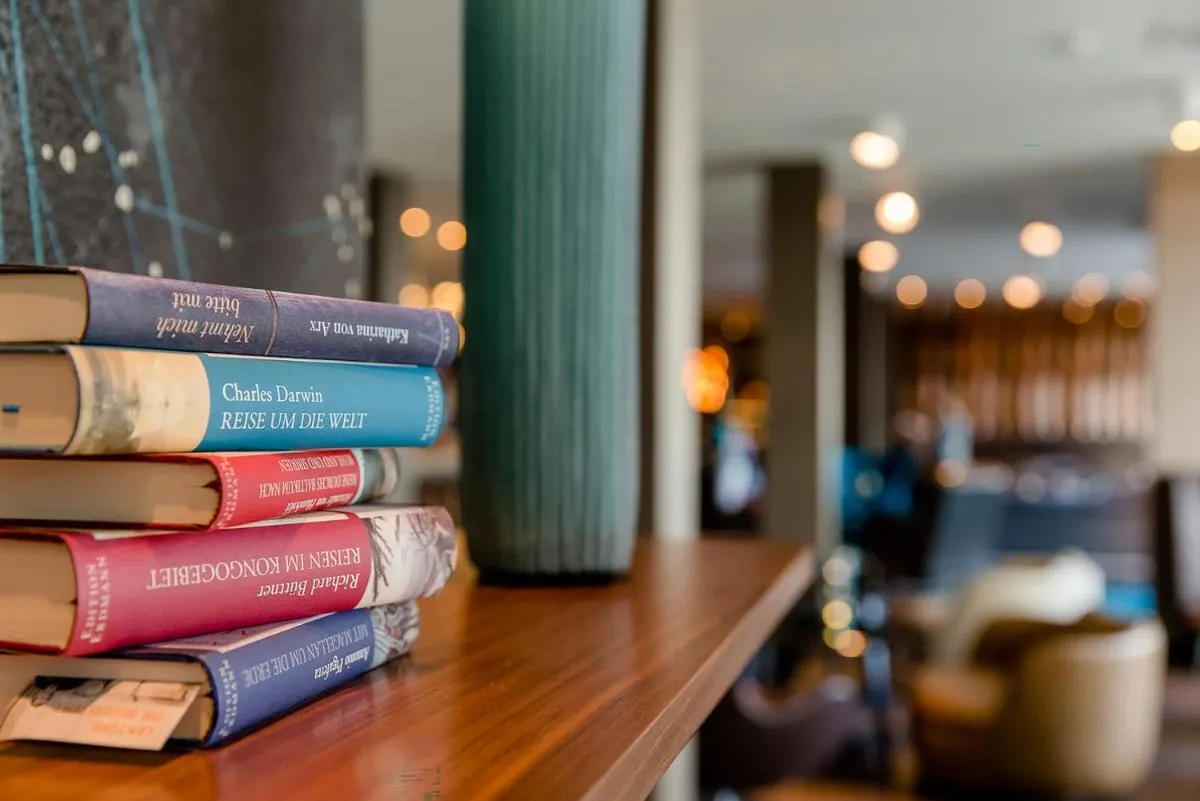 Image 4 of Motel One Frankfurt Airport