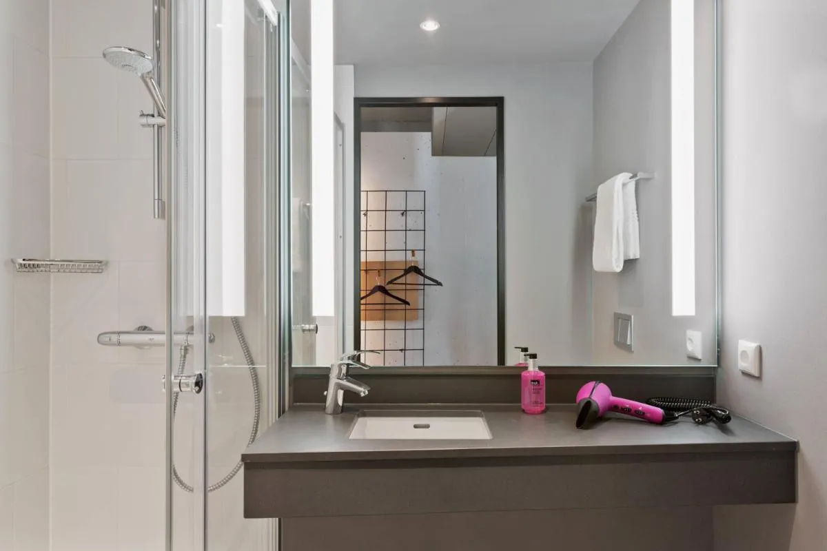 Image 2 of Moxy Frankfurt City Center