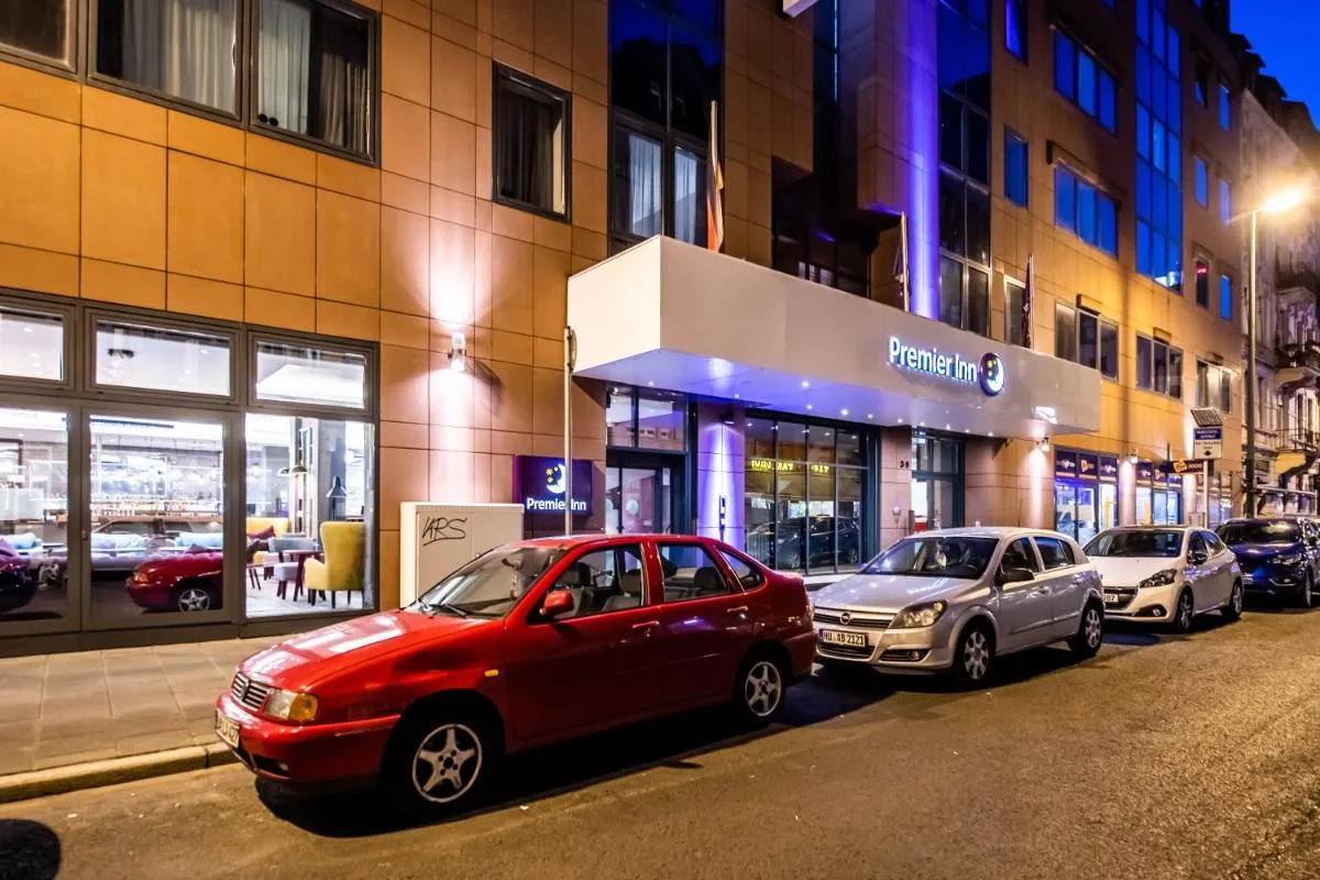 Image 5 of Premier Inn Frankfurt City Centre