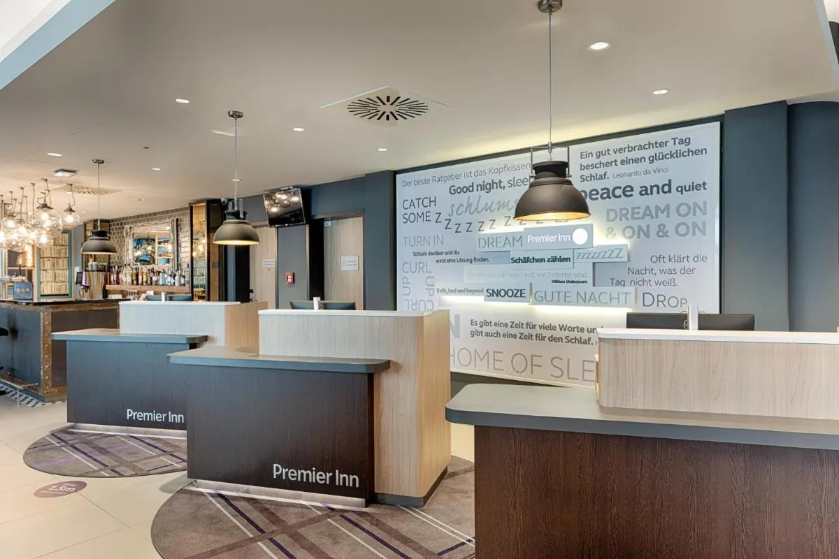 Image 6 of Premier Inn Frankfurt Westend