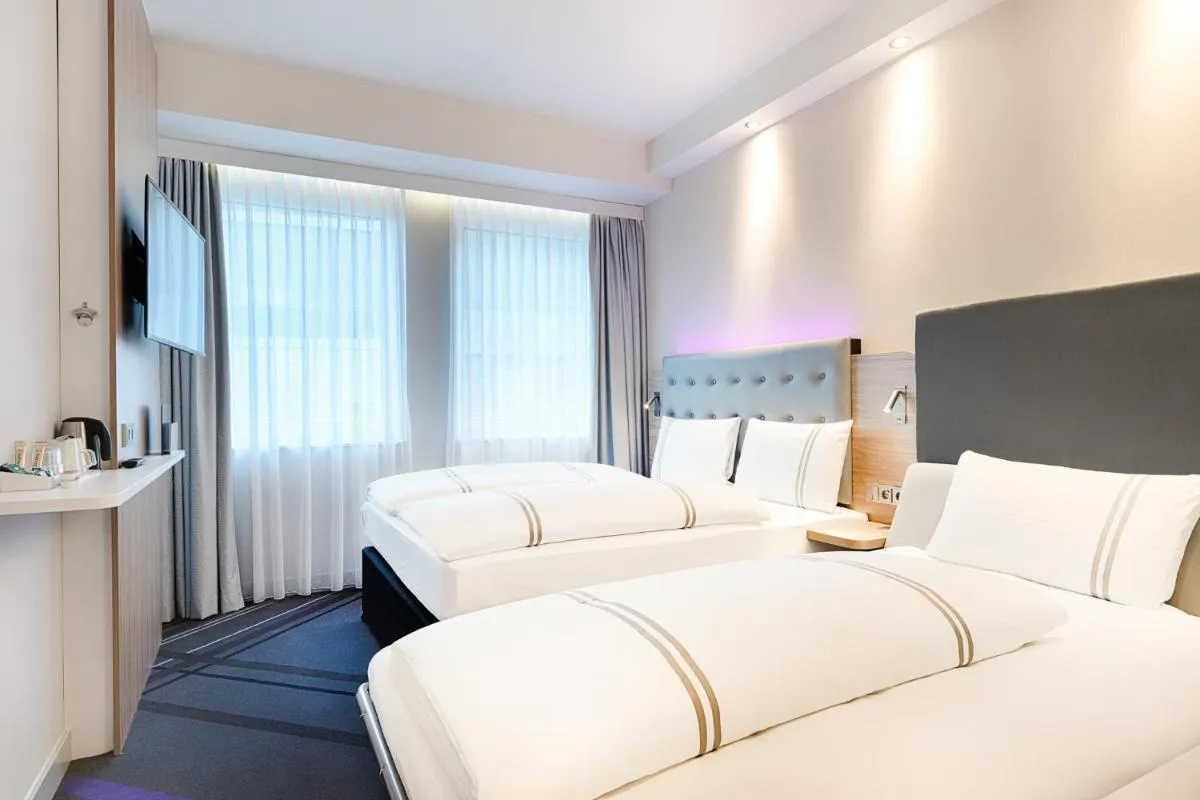 Image 1 of Premier Inn Frankfurt Westend