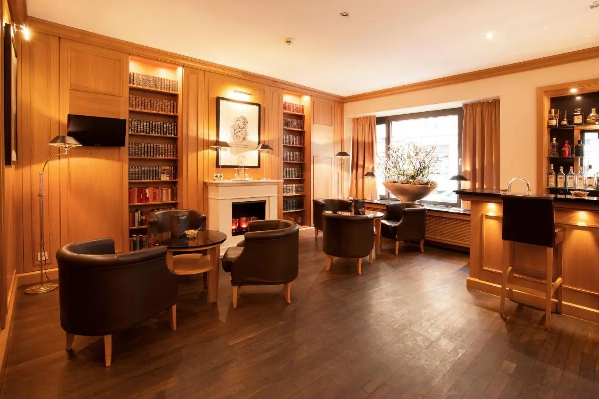Image 4 of TOWNHOUSE Hotel