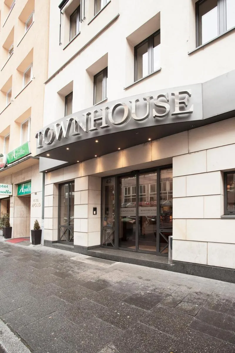 Image 3 of TOWNHOUSE Hotel