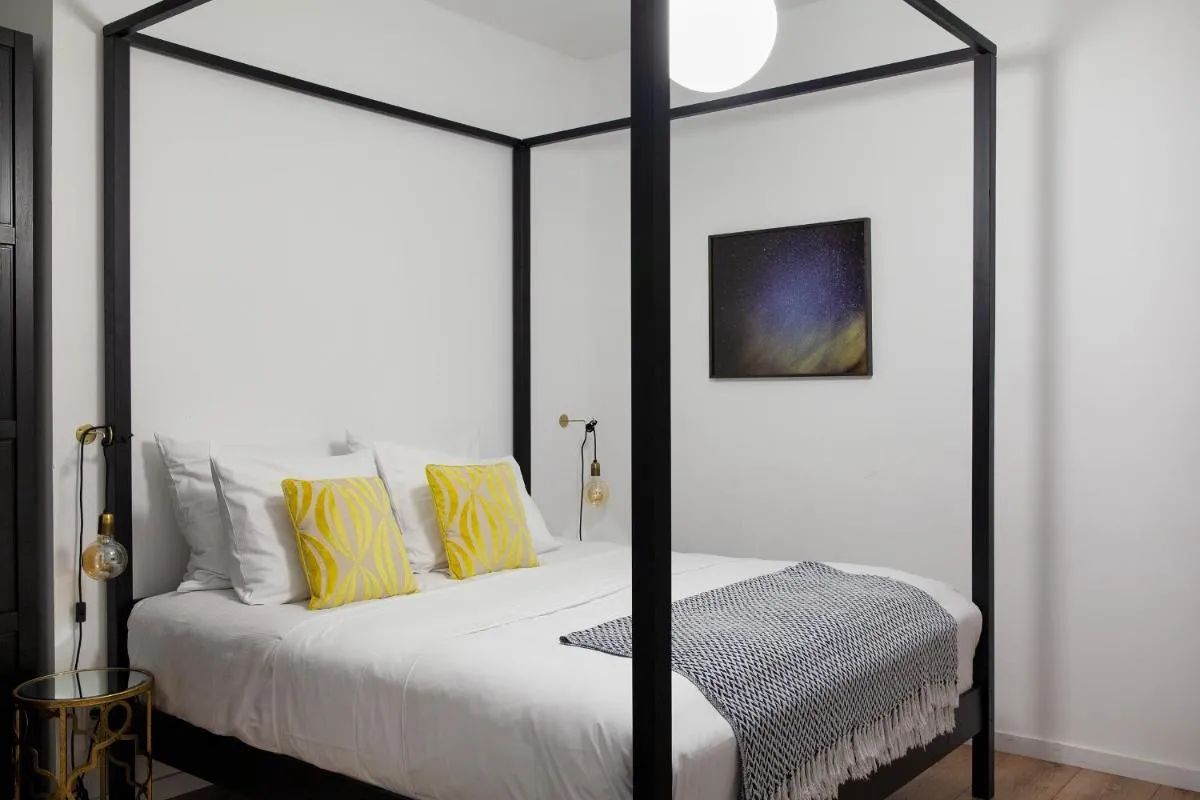 Image 4 of The Suite Hotel Fabric