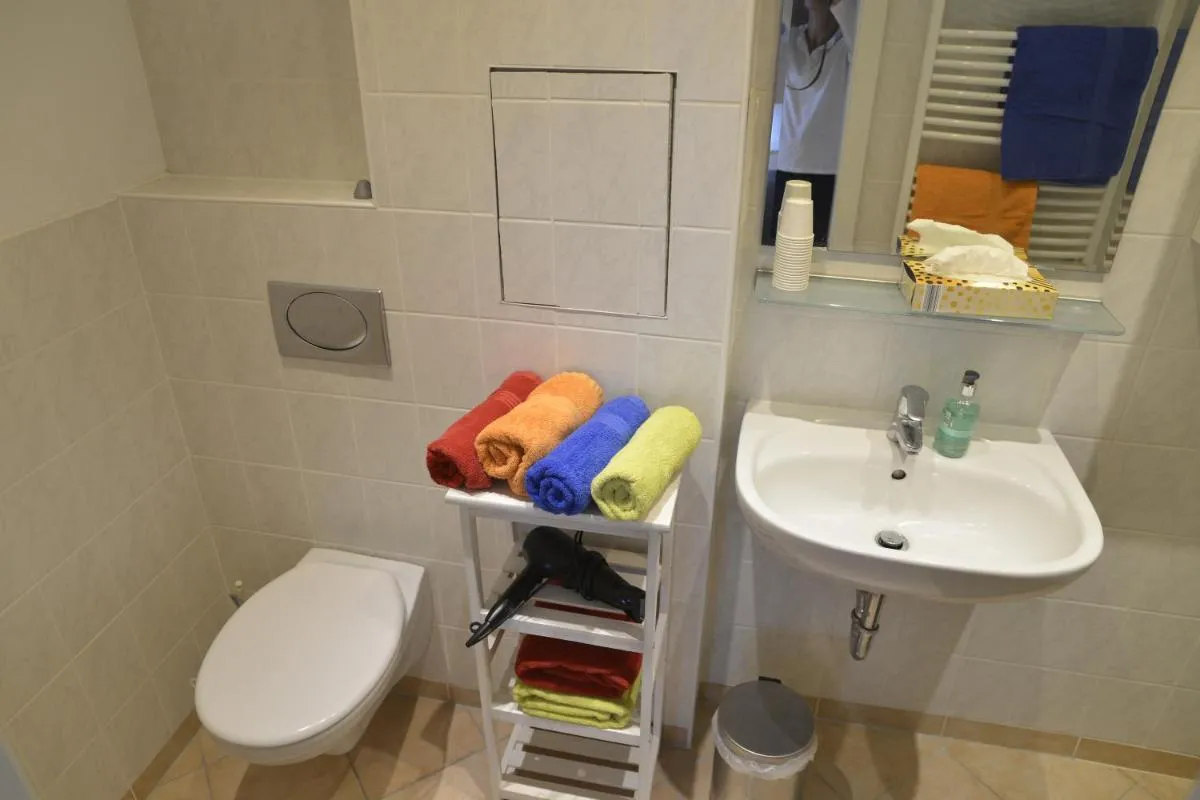 Image 6 of flat2let Apartment 2