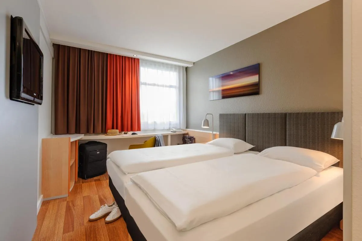 Image 1 of ibis Hotel Frankfurt Messe West