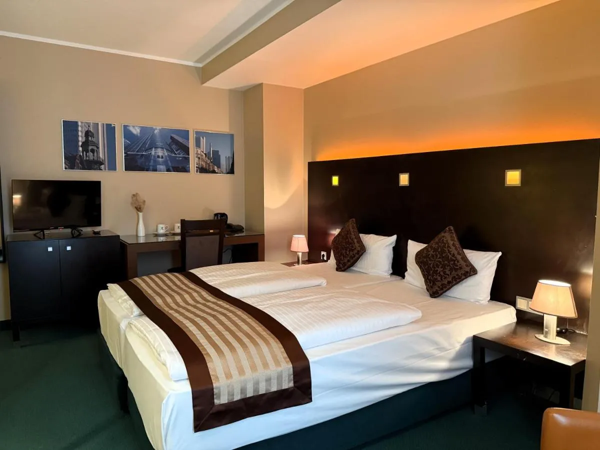 Image 1 of Hotel Lumière an der Messe