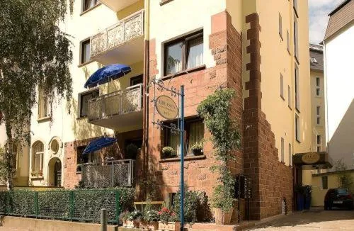Image 2 of Hotelgarni Frankfurt