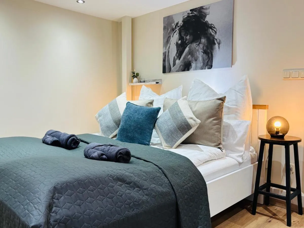 Image 6 of MoonDayHomes – TopLocation I 4Persons I Gallery Maisonette Boutique Apartment PERA
