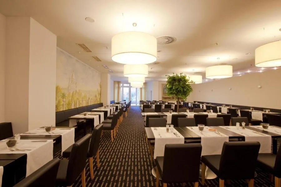 Image 3 of relexa Hotel Frankfurt am Main (Superior)