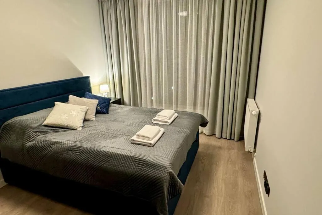 Image 1 of 3CityHost – Scala 60K Suite