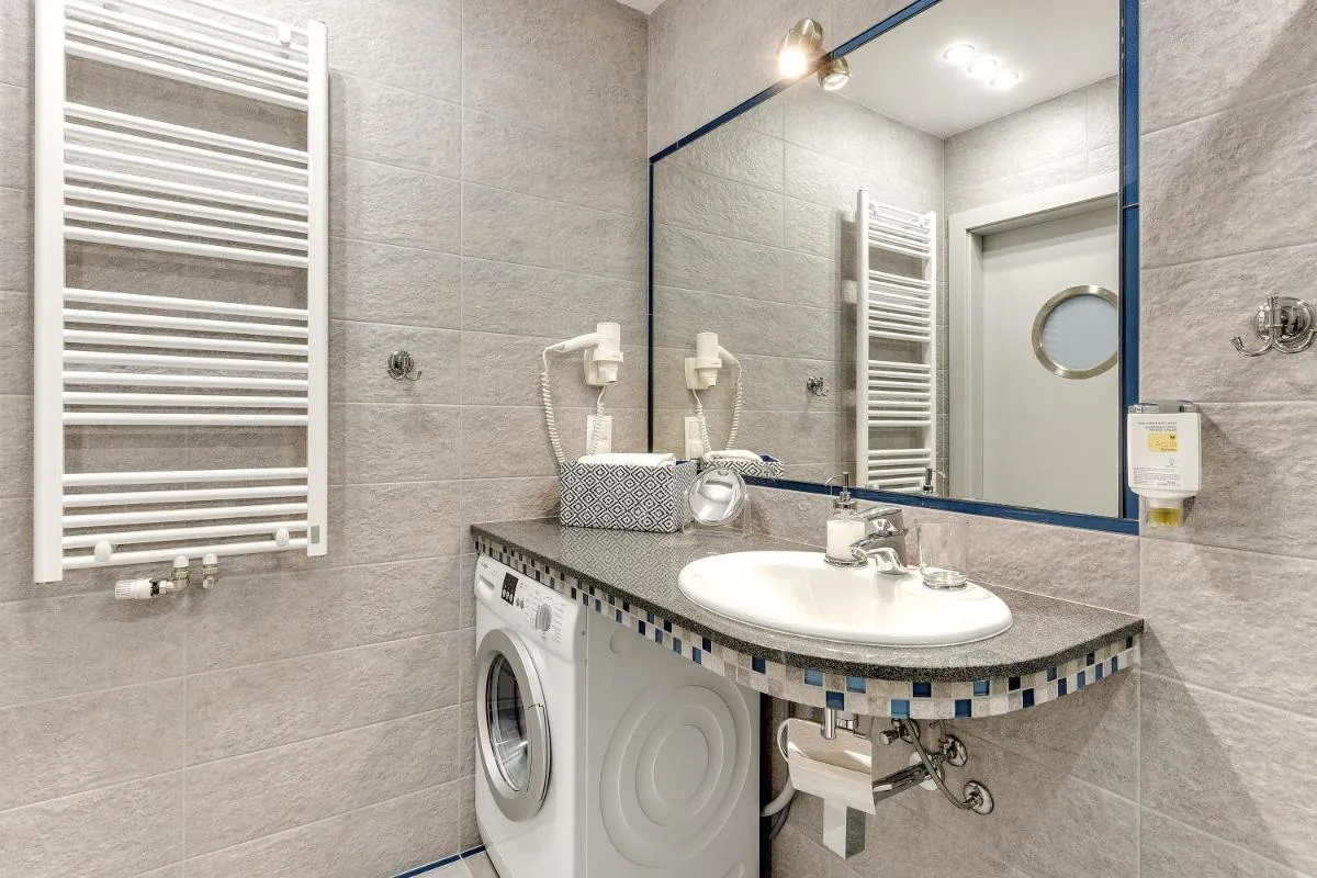 Image 2 of 3ROOMS UNO 4 Apartment