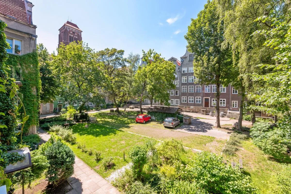 Image 5 of 4 Lions Grobla