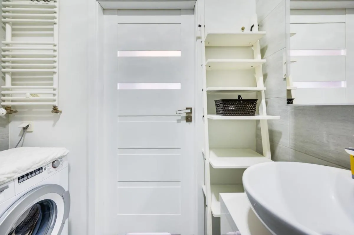 Image 4 of Aleja Rzeczypospolitej 4C by Homeprime