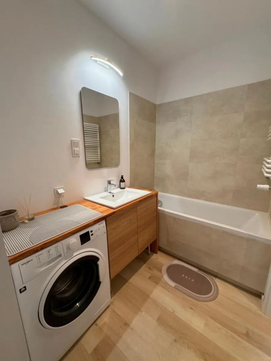 Image 2 of Amber Apartment on 14 floor