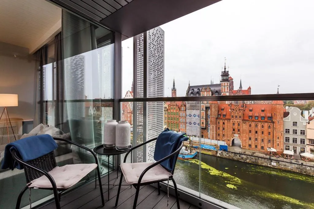 Image 5 of Apart ,,Centrum Stare Miasto ,, Widok na Motławę