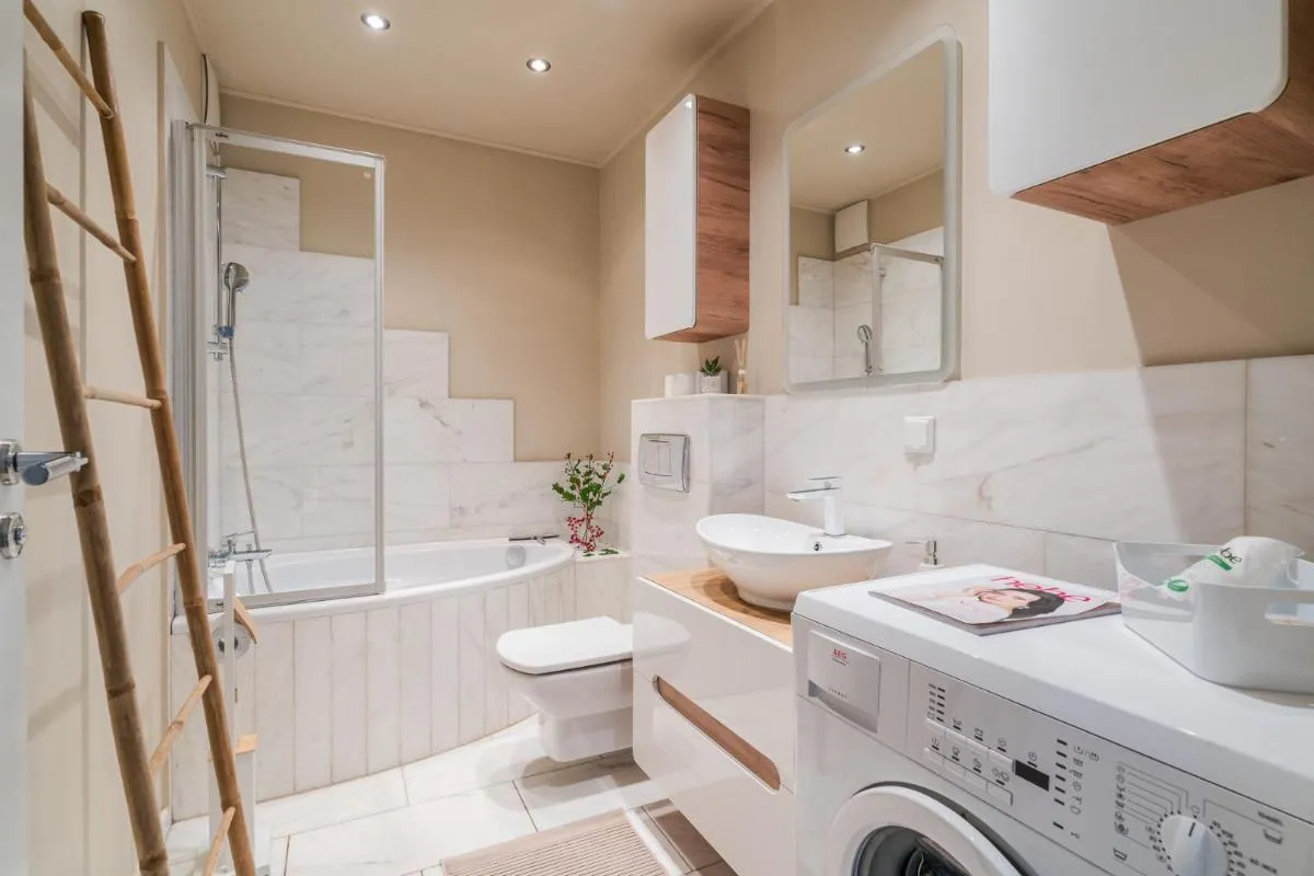 Image 2 of Apartament Horizont