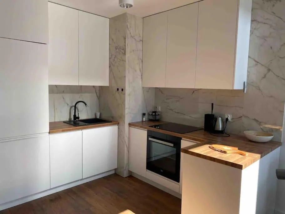 Image 2 of Apartament Mega