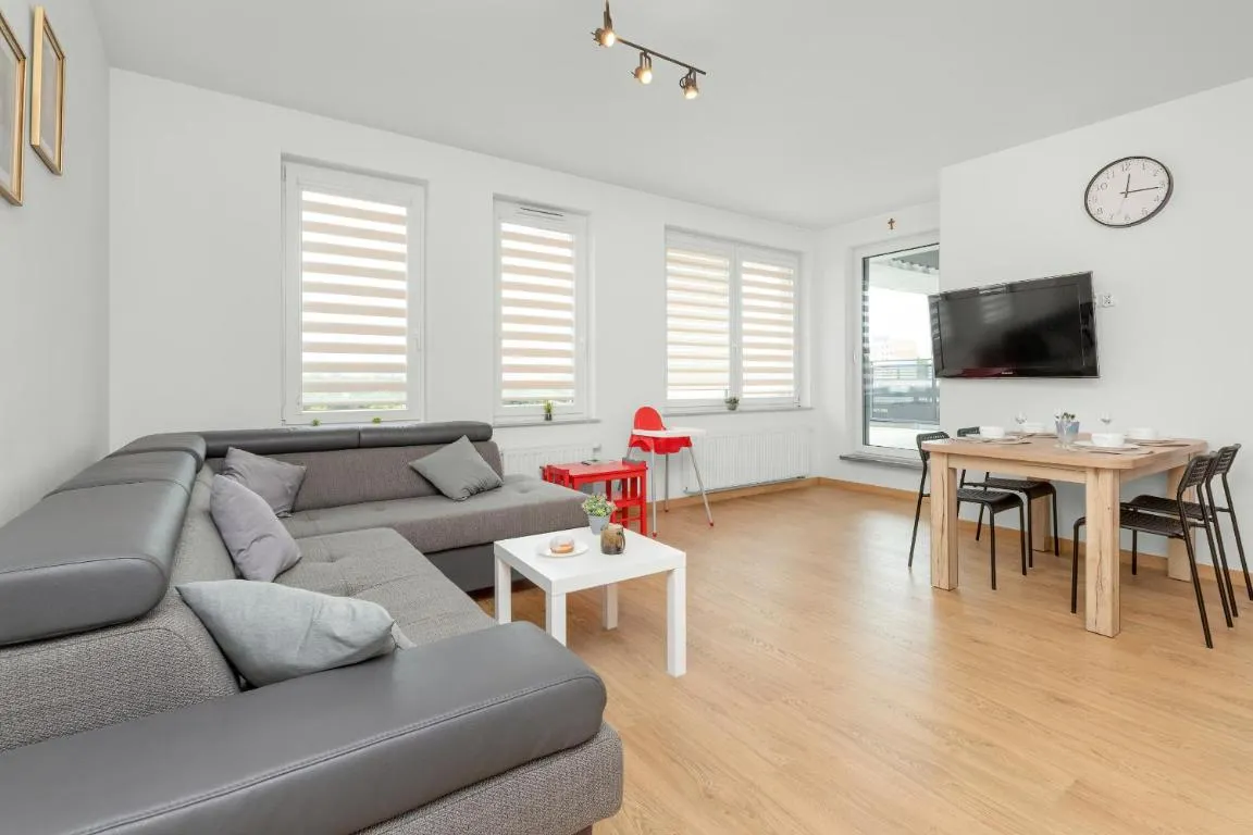 Image of Apartament Słoneczny Balkon z Parkingiem by Renters