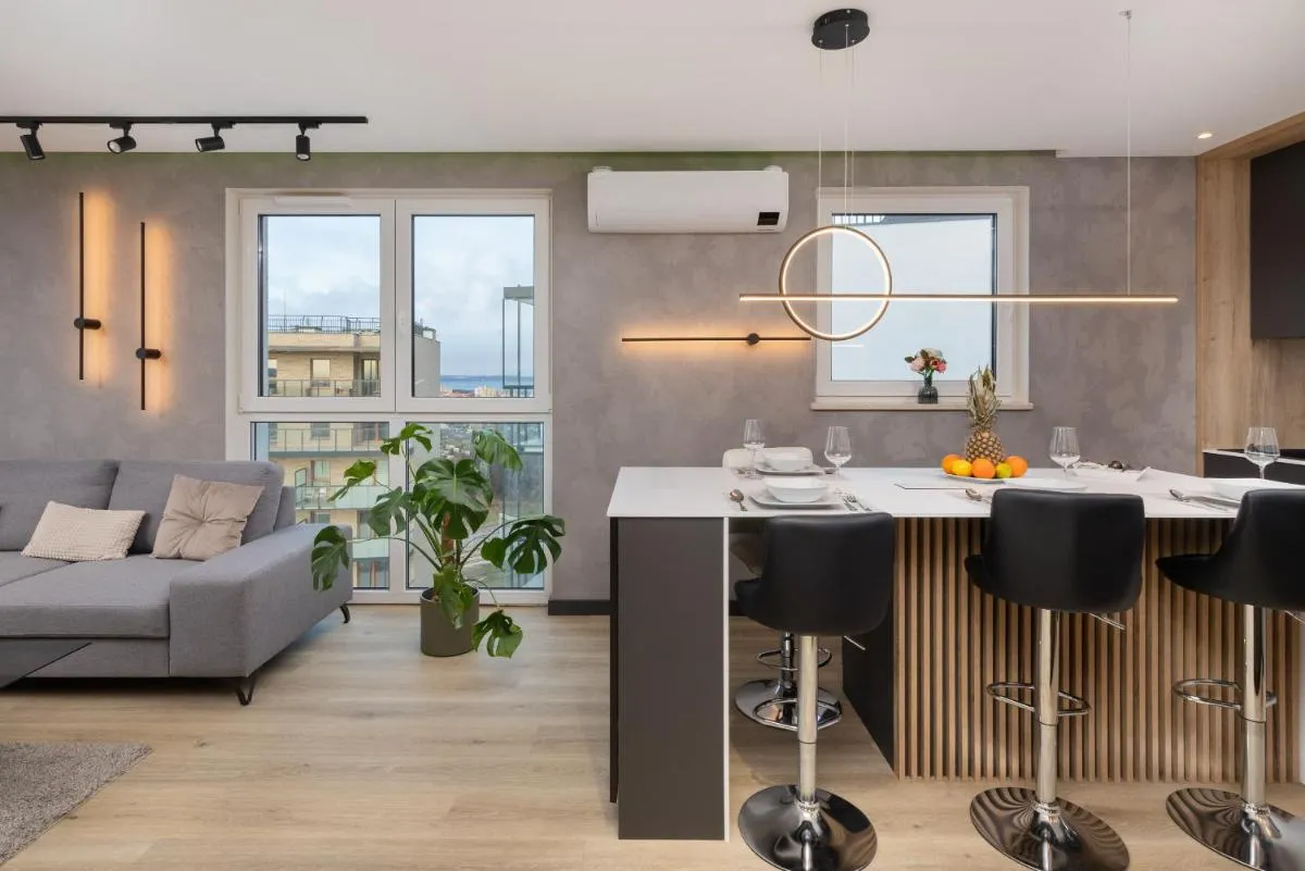 Image 5 of Apartment with Two Bedrooms, Balcony, Parking and Access to Sauna in Gdańsk by Renters