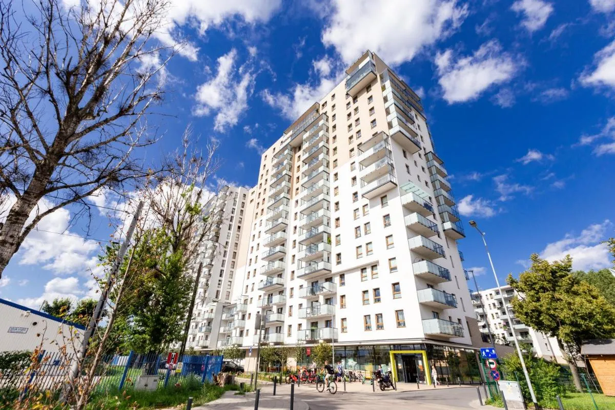 Image 4 of Arena Industrial Apartment