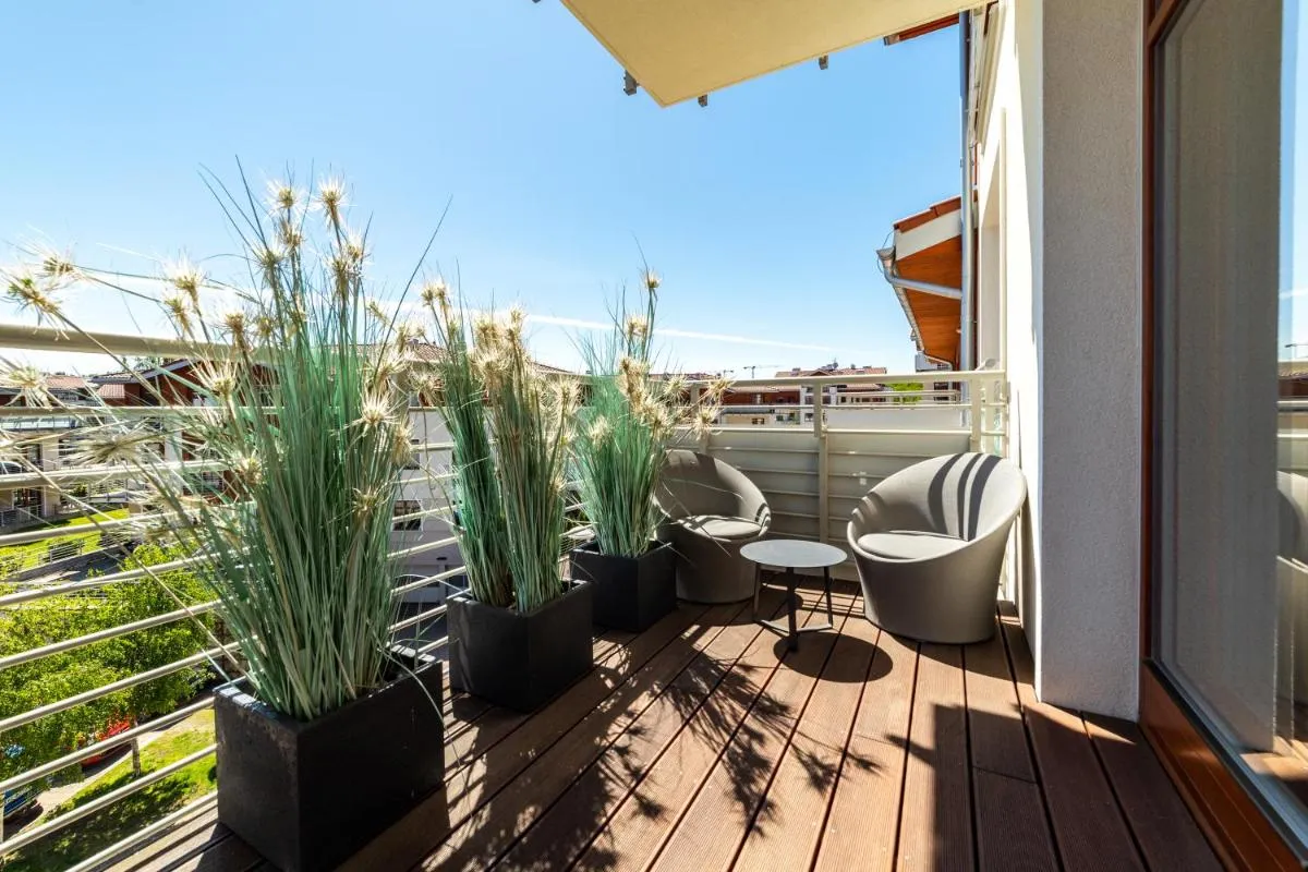 Image 5 of Black Pearl – Neptun Park by OneApartments