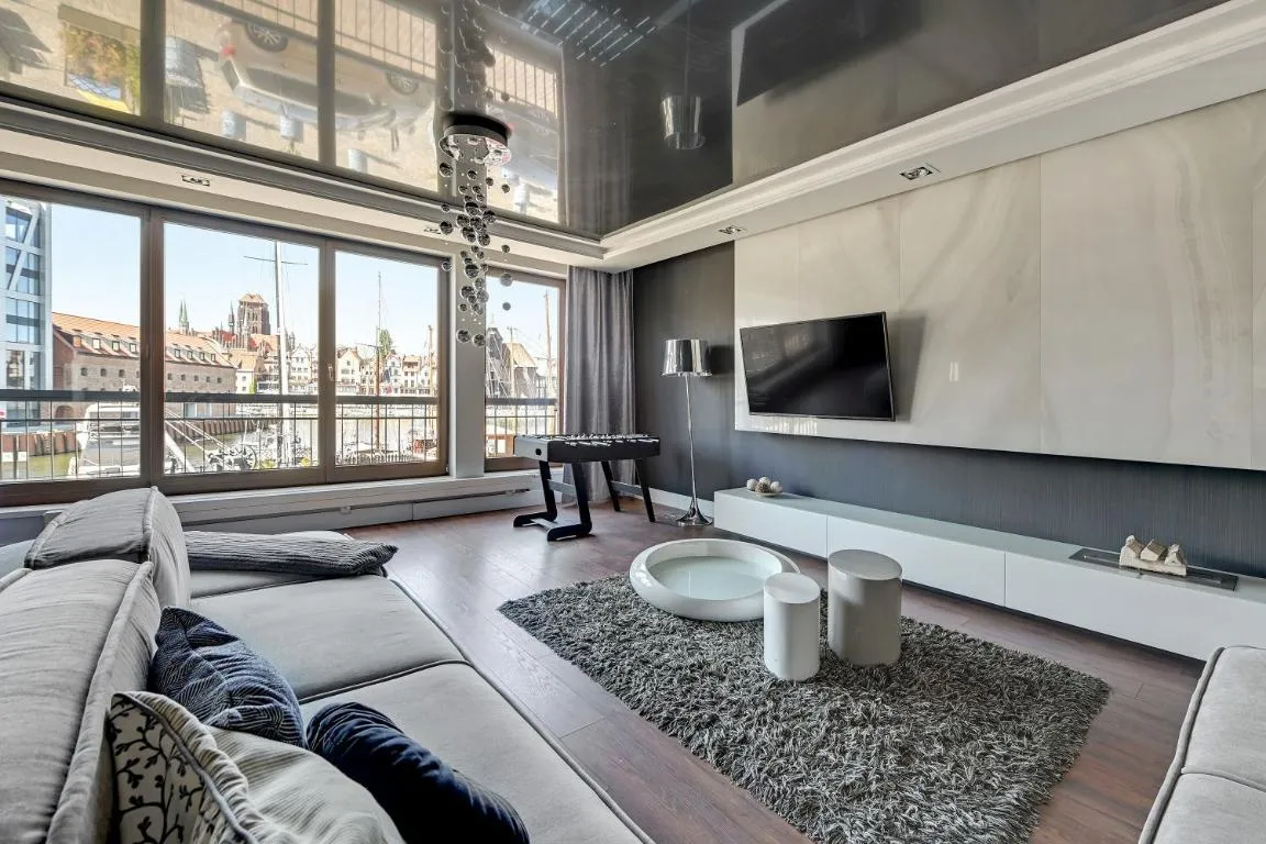 Image of Blue Mandarin Marina