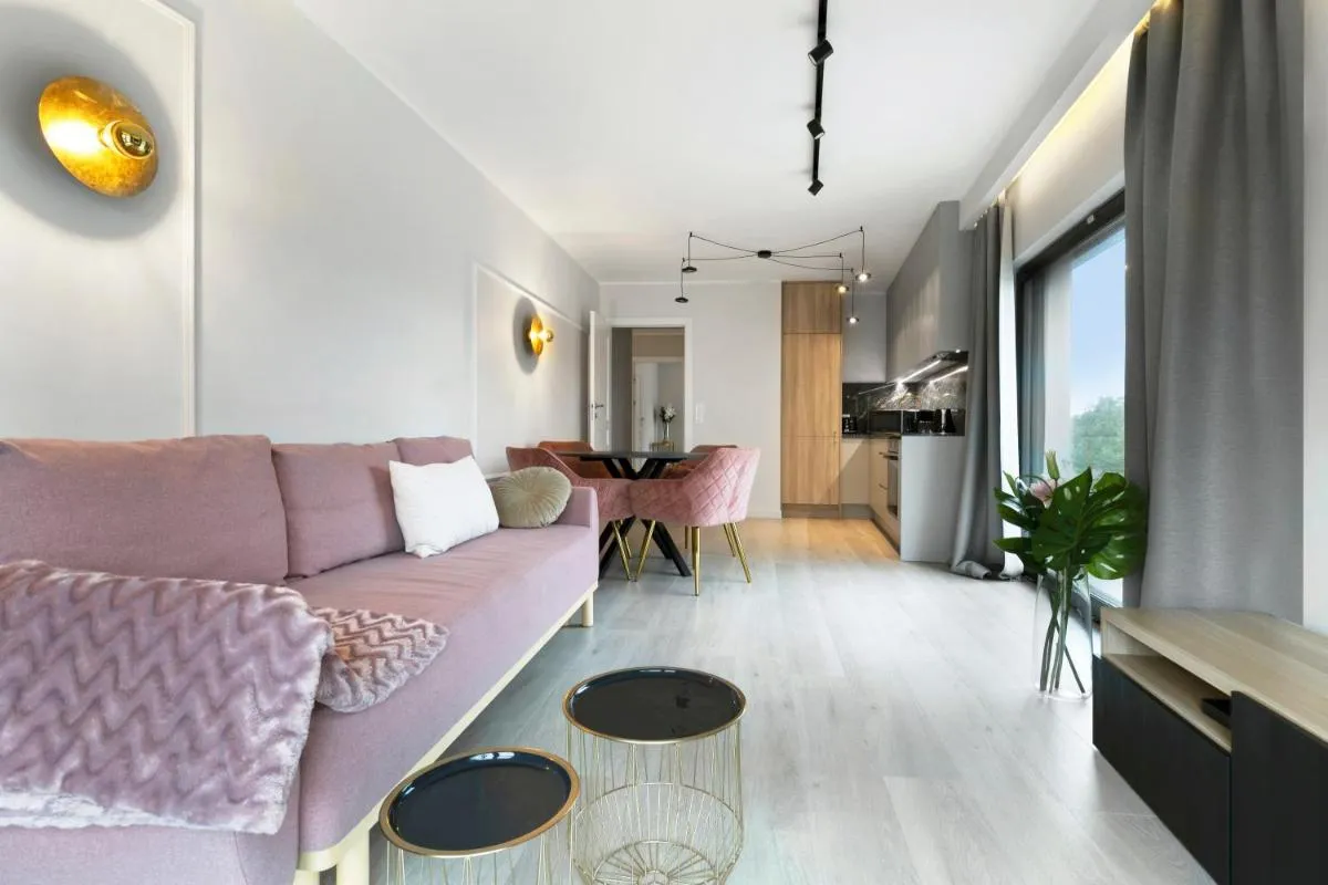 Image 4 of Blue Raven Motlawa Grand