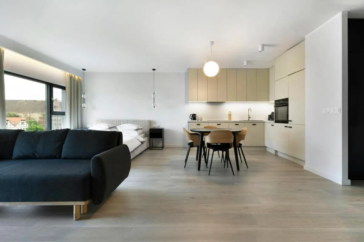 Image 6 of Blue Raven Motlawa Studio