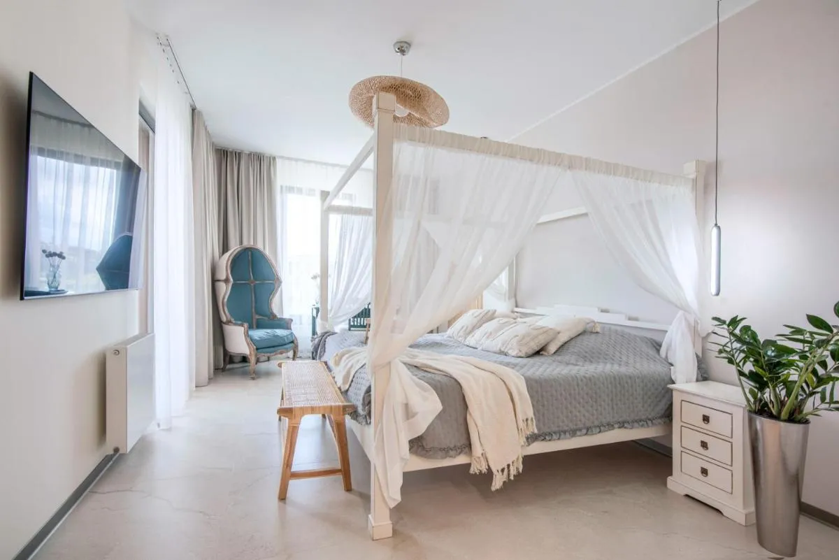 Image 1 of Bursztynowy Zakątek