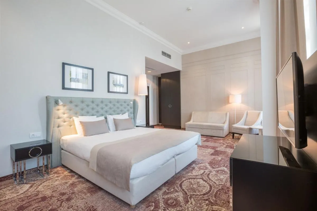 Image 2 of Craft Beer Central Hotel