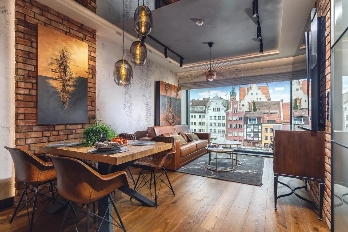 Image 2 of Deo Plaza by Dom & House