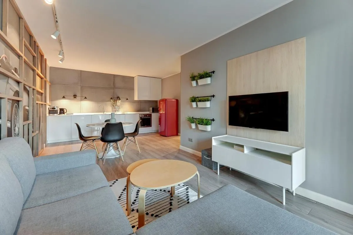 Image 3 of Downtown Apartments Aura – Riverside & Parking