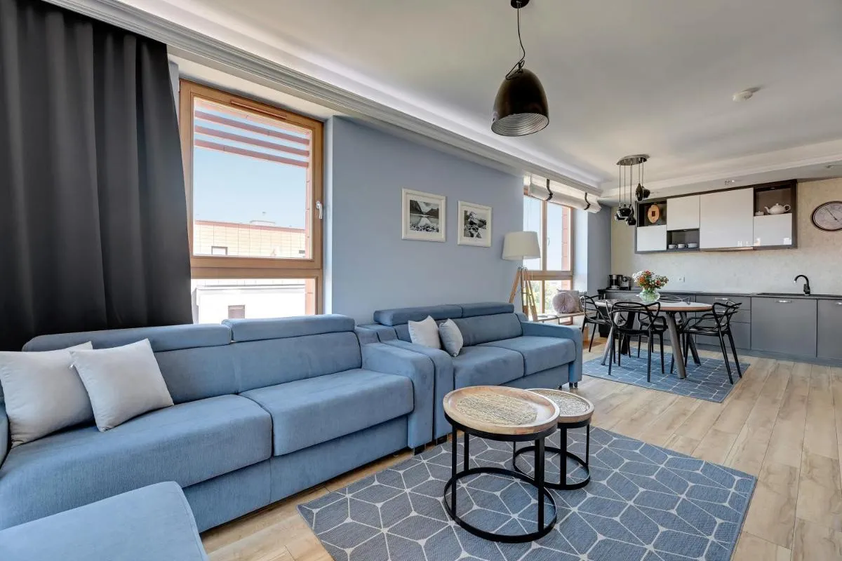 Image 2 of Downtown Apartments Aura – Riverside & Parking