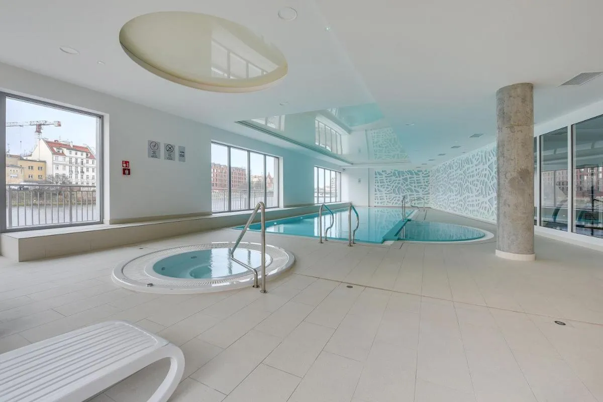 Image 3 of Downtown Apartments Waterlane Island -Riverview Pool, SPA, Gym & Parking