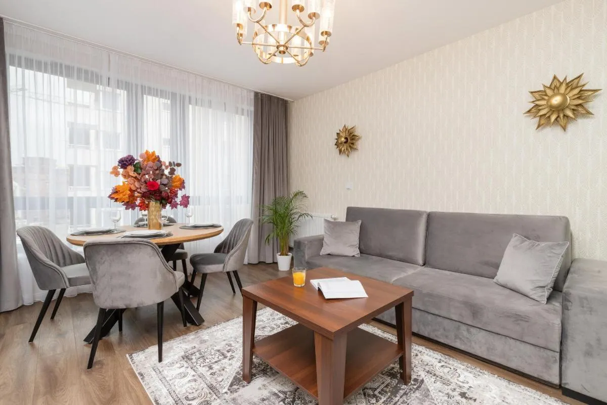 Image 1 of Elegant Apartment with Balcony and Air Conditioning in Gdańsk by Renters
