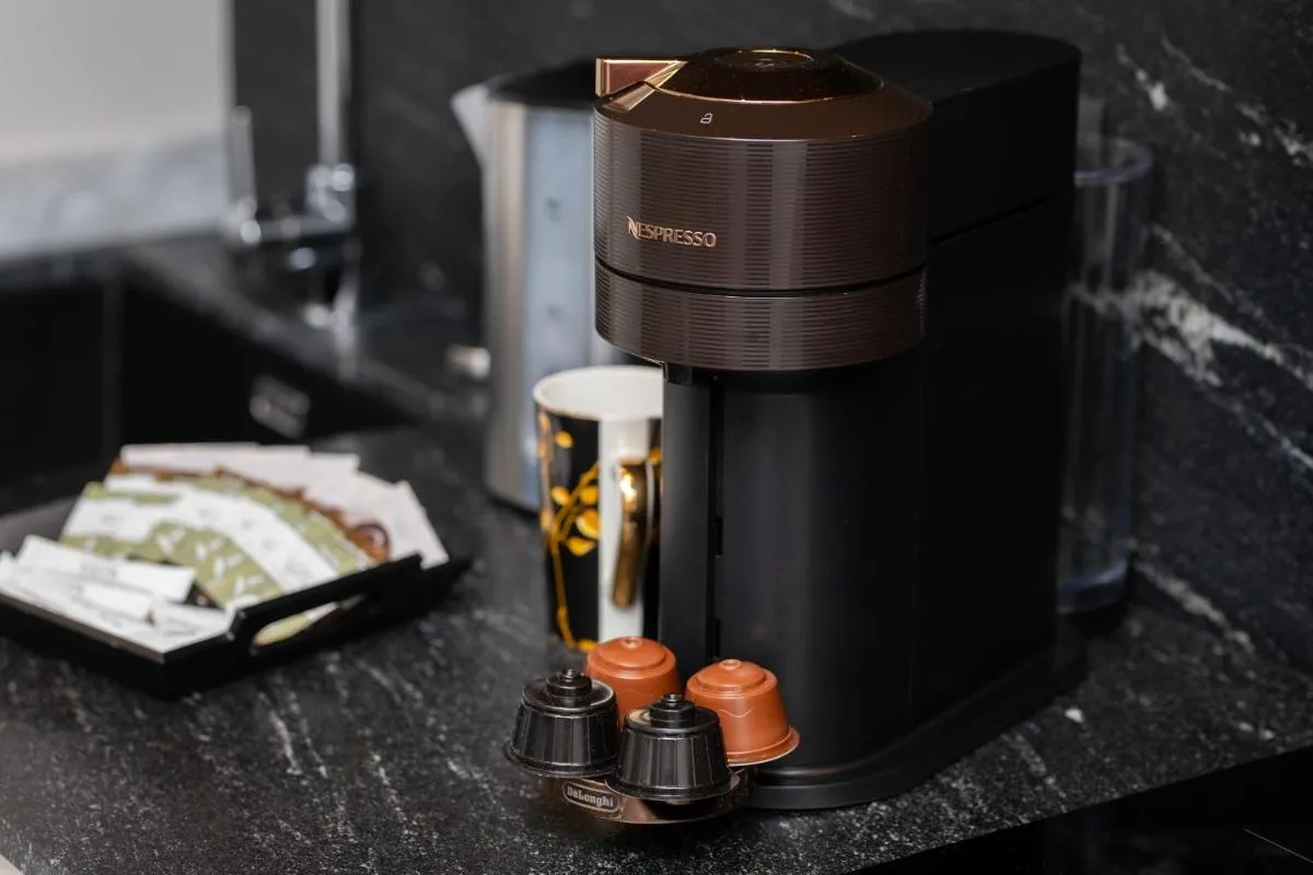 Image 3 of Elegant Apartment with Balcony and Air Conditioning in Gdańsk by Renters