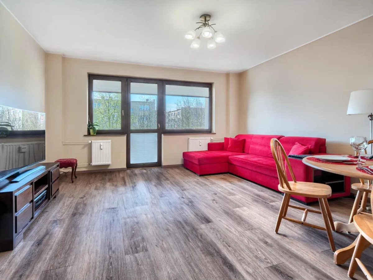 Image 4 of Gdańsk Business Apt – 50m2, Workspace, Balcony – by Rentujemy