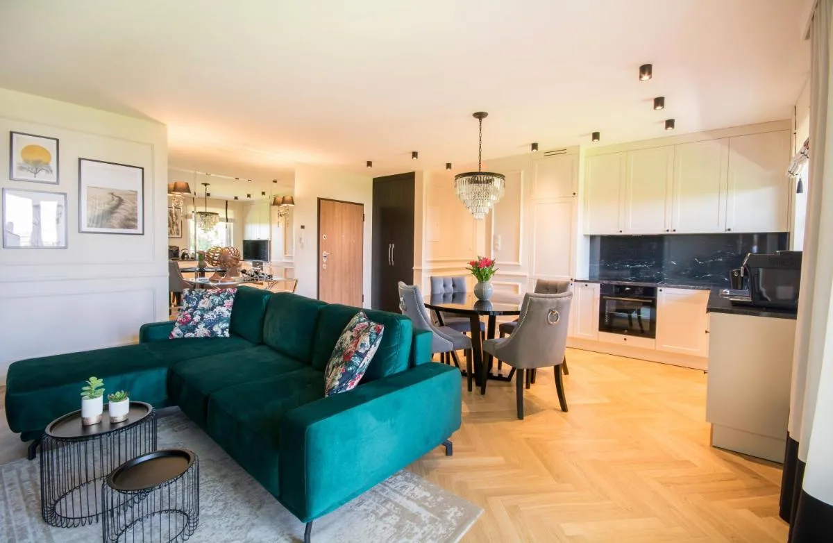 Image 3 of Gdańsk Old Town, view Park, free parking