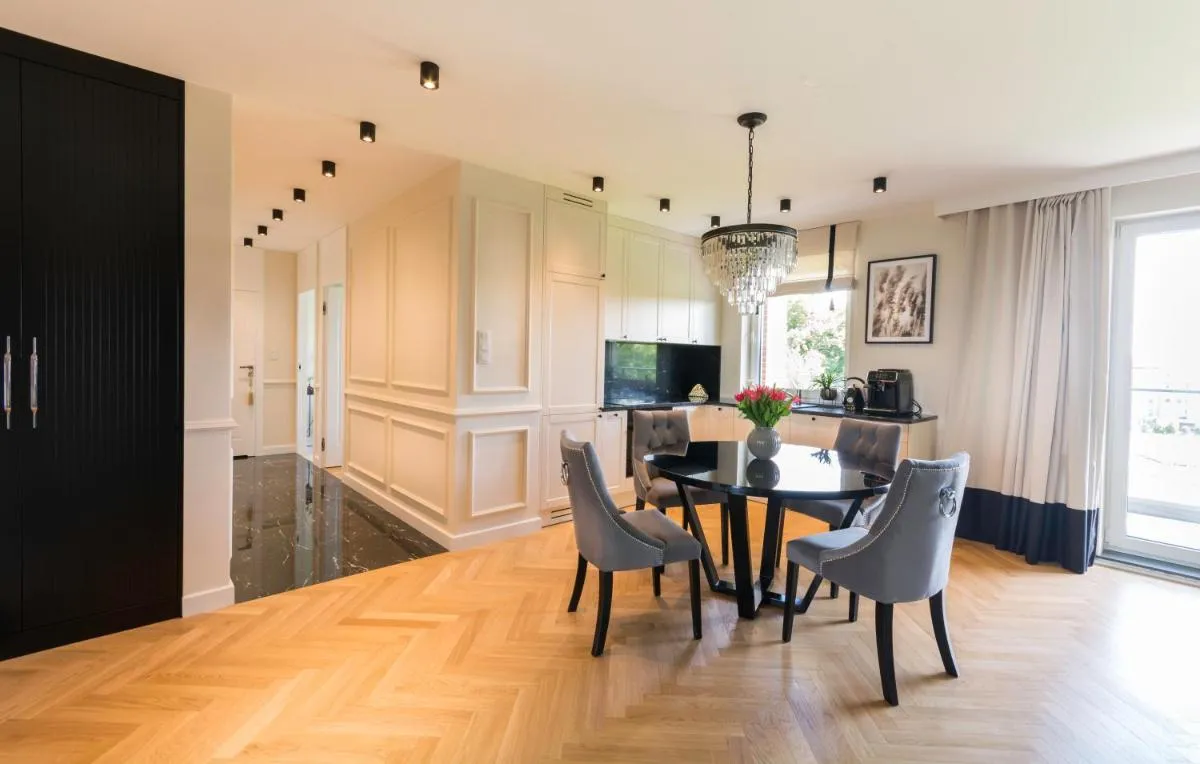 Image 4 of Gdańsk Old Town, view Park, free parking