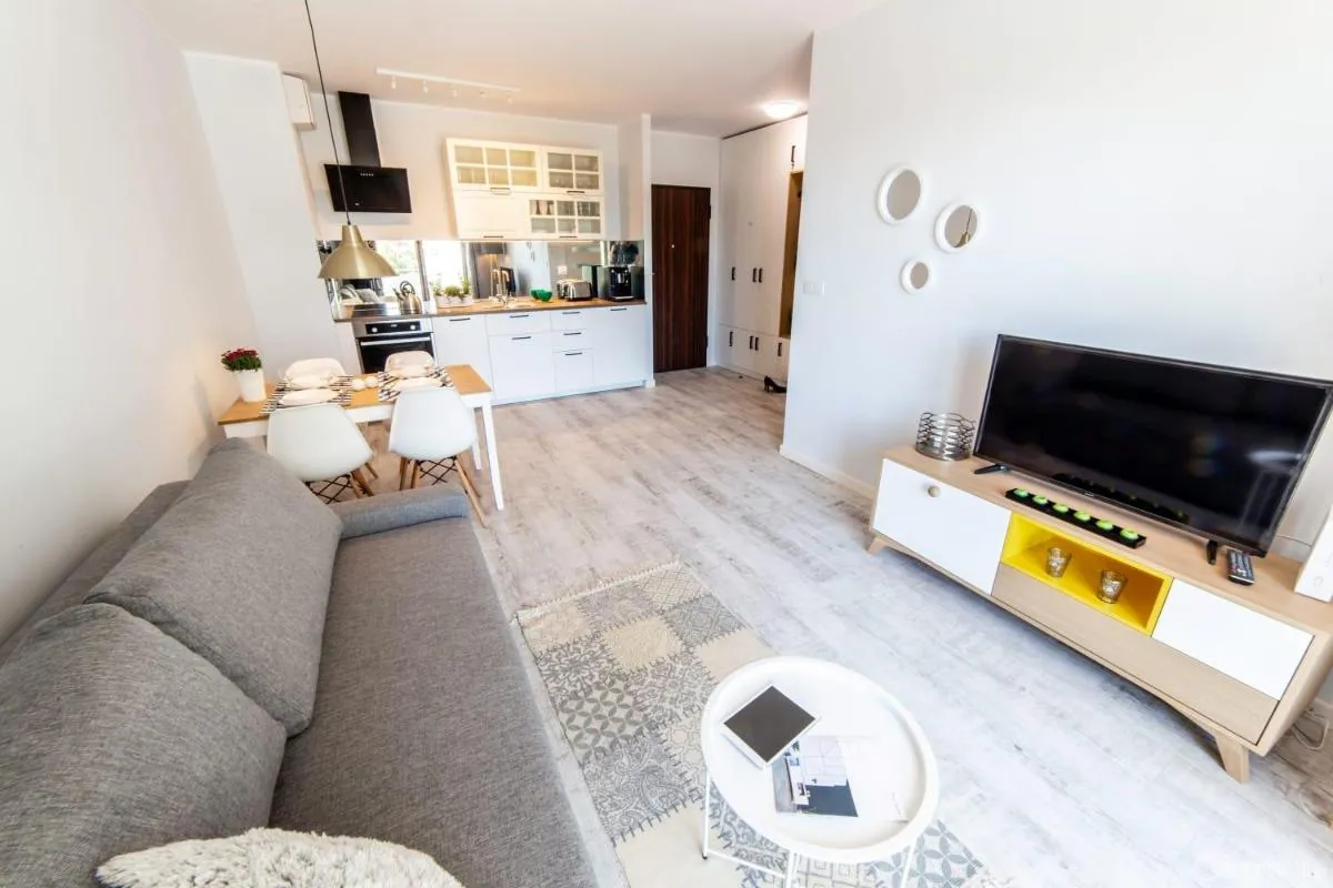 Image 4 of Granary Island Apartment